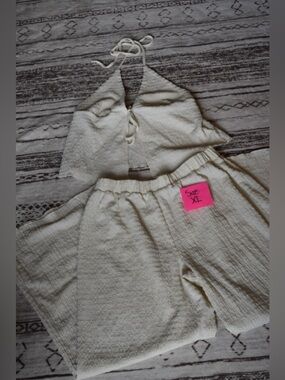 Cream Halter Crop Top & Wide-Leg Pants Set - Women's Two-Piece Lounge Outfit